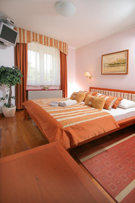 Hotel Trogir Szoba fotó
